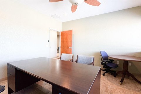 Propiedad comercial en alquiler en Lakeland, Florida, 165.37 m2 № 1651539 - foto 6