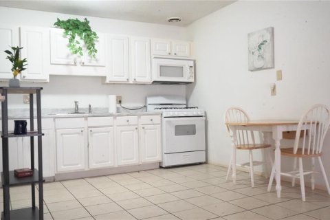 Condominio en alquiler en Gainesville, Florida, 2 dormitorios, 73.11 m2 № 1841500 - foto 4