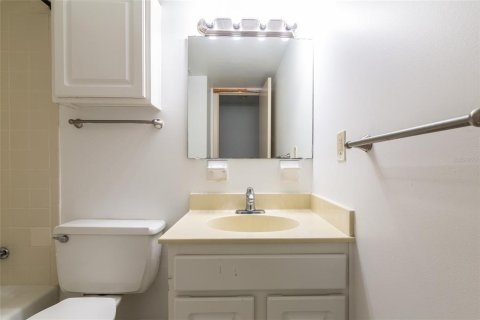 Condominio en alquiler en Gainesville, Florida, 2 dormitorios, 73.11 m2 № 1841500 - foto 9