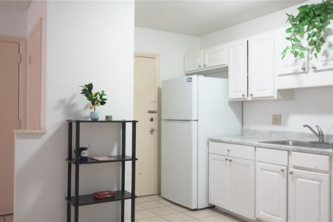 Condominio en alquiler en Gainesville, Florida, 2 dormitorios, 73.11 m2 № 1841500 - foto 5