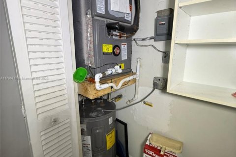 Copropriété à vendre à Margate, Floride: 2 chambres, 86.4 m2 № 1731673 - photo 13