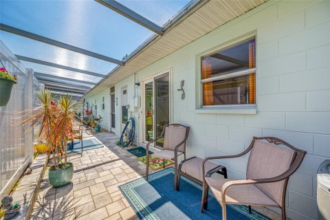 Condominio en venta en Seminole, Florida, 2 dormitorios, 71.07 m2 № 2097905 - foto 22