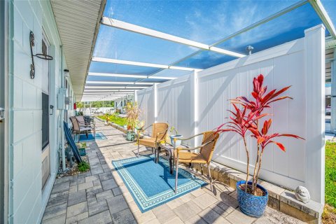 Condominio en venta en Seminole, Florida, 2 dormitorios, 71.07 m2 № 2097905 - foto 9