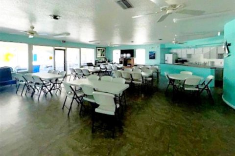 Condominio en venta en Seminole, Florida, 2 dormitorios, 71.07 m2 № 2097905 - foto 26