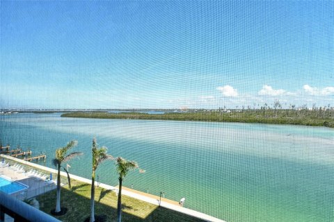 Condo in Sarasota, Florida, 1 bedroom  № 1720703 - photo 23