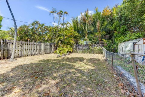 Casa en alquiler en Oakland Park, Florida, 2 dormitorios, 210.8 m2 № 1946965 - foto 17