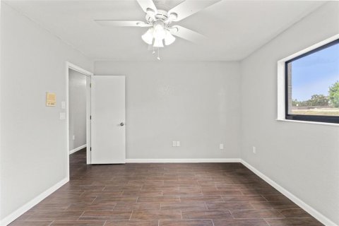 House in Spring Hill, Florida 4 bedrooms, 184.78 sq.m. № 1816056 - photo 15