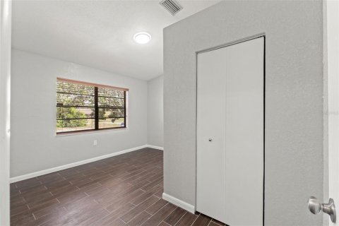 House in Spring Hill, Florida 4 bedrooms, 184.78 sq.m. № 1816056 - photo 16