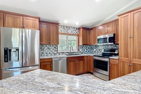 Casa en venta en Homosassa, Florida, 3 dormitorios, 137.68 m2 № 1866929 - foto 6