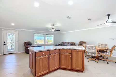Casa en venta en Homosassa, Florida, 3 dormitorios, 137.68 m2 № 1866929 - foto 8