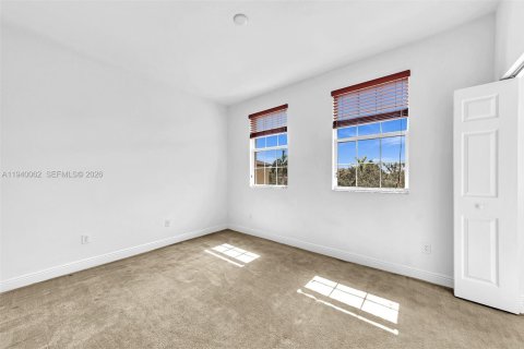 Copropriété à louer à Pembroke Pines, Floride: 3 chambres, 168.8 m2 № 2001917 - photo 19