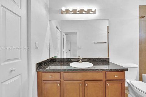 Copropriété à louer à Pembroke Pines, Floride: 3 chambres, 168.8 m2 № 2001917 - photo 26