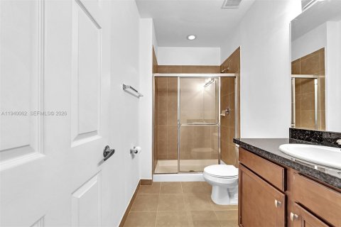 Copropriété à louer à Pembroke Pines, Floride: 3 chambres, 168.8 m2 № 2001917 - photo 10