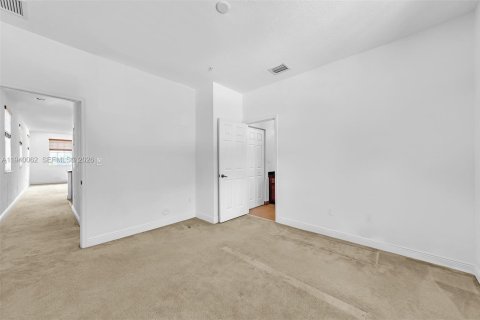 Copropriété à louer à Pembroke Pines, Floride: 3 chambres, 168.8 m2 № 2001917 - photo 24