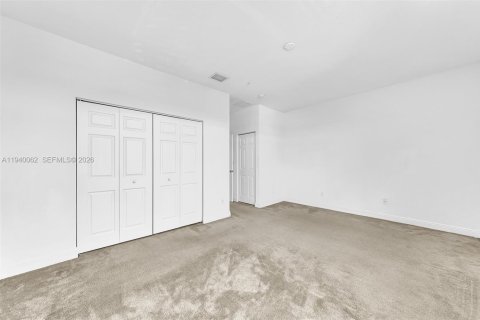 Copropriété à louer à Pembroke Pines, Floride: 3 chambres, 168.8 m2 № 2001917 - photo 7