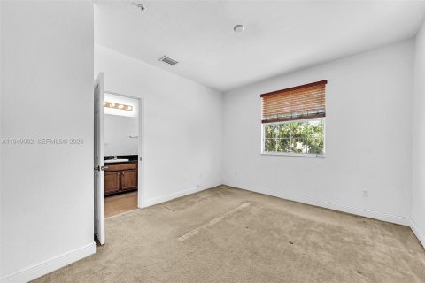 Copropriété à louer à Pembroke Pines, Floride: 3 chambres, 168.8 m2 № 2001917 - photo 23