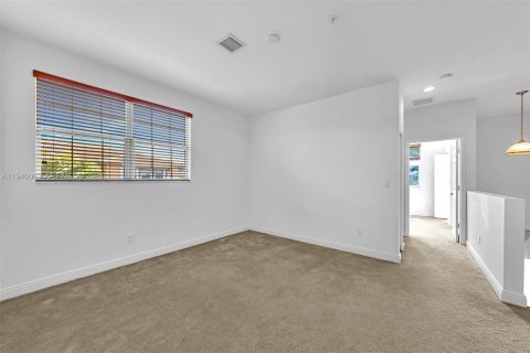 Copropriété à louer à Pembroke Pines, Floride: 3 chambres, 168.8 m2 № 2001917 - photo 11