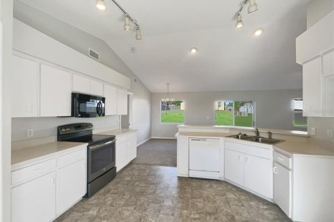 Casa en venta en Lakeland, Florida, 3 dormitorios, 142.6 m2 № 1910765 - foto 9