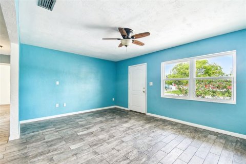 Villa ou maison à vendre à Seminole, Floride: 3 chambres, 163.32 m2 № 1690995 - photo 5