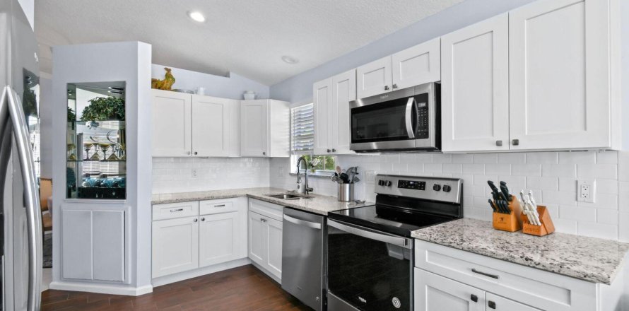 Condo in Palm Beach Gardens, Florida, 3 bedrooms  № 2147121