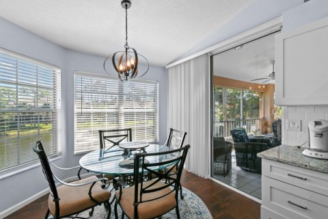 Condo in Palm Beach Gardens, Florida, 3 bedrooms  № 2147121 - photo 8