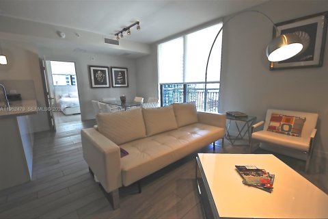 Condominio en alquiler en Miami, Florida, 2 dormitorios, 103.86 m2 № 2007450 - foto 10