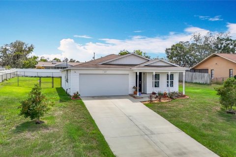 House in Spring Hill, Florida 4 bedrooms, 133.5 sq.m. № 1751553 - photo 4