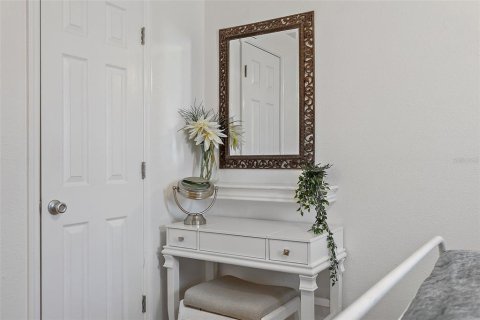 House in Saint Petersburg, Florida 2 bedrooms, 88.26 sq.m. № 2208373 - photo 12
