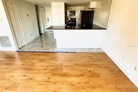 Condominio en venta en Clearwater, Florida, 2 dormitorios, 91.51 m2 № 2148841 - foto 6