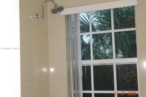 Touwnhouse à vendre à Lauderhill, Floride: 3 chambres, 126.35 m2 № 2009768 - photo 24