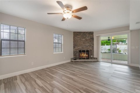 Casa en venta en Orlando, Florida, 4 dormitorios, 215.44 m2 № 1765462 - foto 17