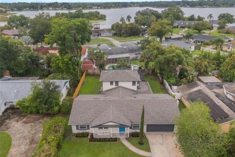 Casa en venta en Orlando, Florida, 4 dormitorios, 215.44 m2 № 1765462 - foto 3