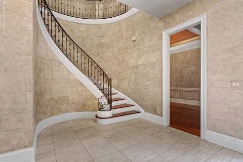 Купить виллу или дом в Тампа, Флорида 8 комнат, 646.23м2, № 1914246 - фото 13