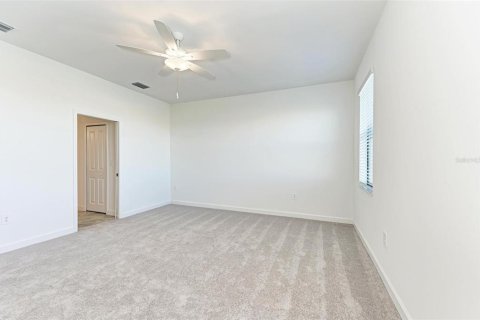 Townhouse in Lakewood Ranch, Florida 3 bedrooms, 178.84 sq.m. № 1904102 - photo 16