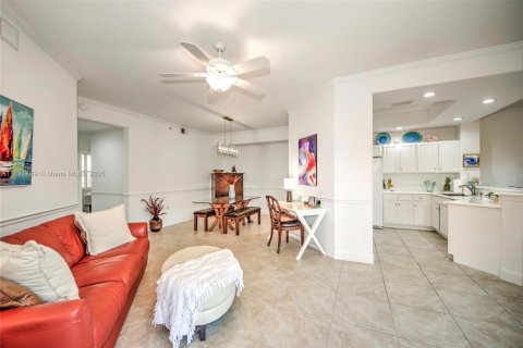 House in Naples, Florida 2 bedrooms, 151.34 sq.m. № 2021527 - photo 18