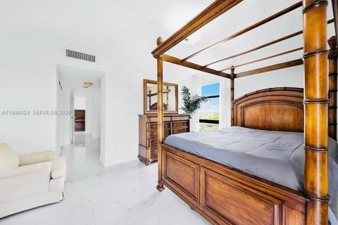 Купить кондоминиум в Авентура, Флорида 2 спальни, 121.98м2, № 2048361 - фото 8