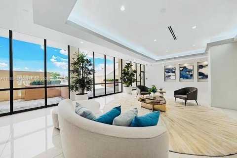 Купить кондоминиум в Авентура, Флорида 2 спальни, 121.98м2, № 2048361 - фото 25