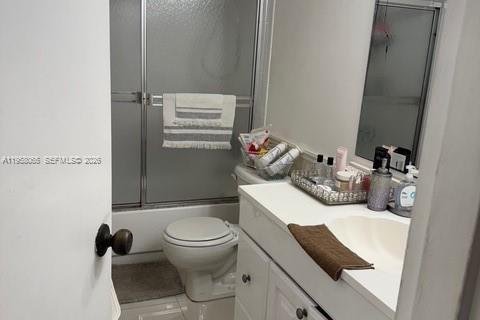 Condominio en venta en North Miami Beach, Florida, 1 dormitorio, 83.05 m2 № 2020812 - foto 13