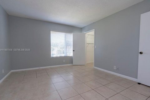 Condominio en alquiler en Boynton Beach, Florida, 2 dormitorios, 82.13 m2 № 2057650 - foto 25