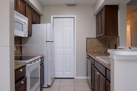 Condominio en alquiler en Boynton Beach, Florida, 2 dormitorios, 82.13 m2 № 2057650 - foto 15