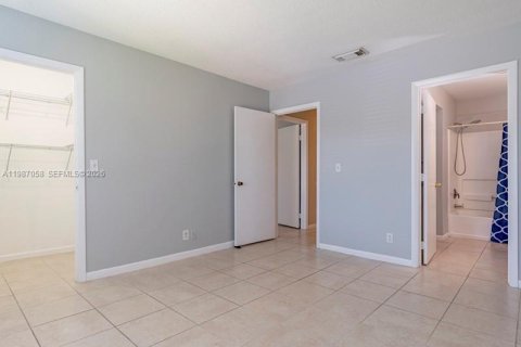 Condominio en alquiler en Boynton Beach, Florida, 2 dormitorios, 82.13 m2 № 2057650 - foto 24