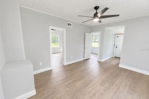 Casa en venta en Brooksville, Florida, 2 dormitorios, 70.79 m2 № 2386405 - foto 12