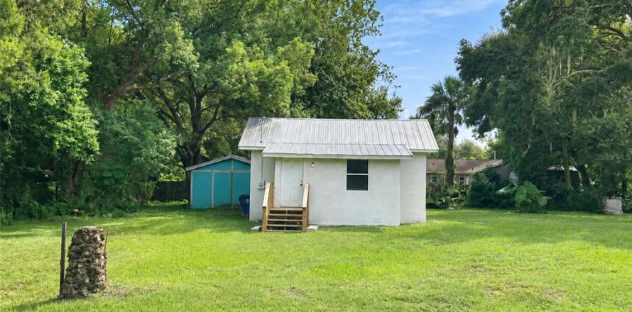 Casa en Brooksville, Florida 2 dormitorios, 70.79 m2 № 2386405