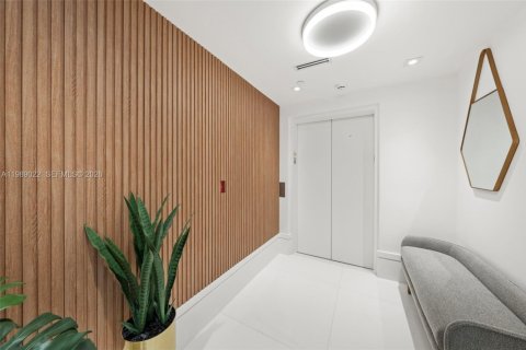 Copropriété à vendre à Bal Harbour, Floride: 3 chambres, 340.95 m2 № 2067285 - photo 14