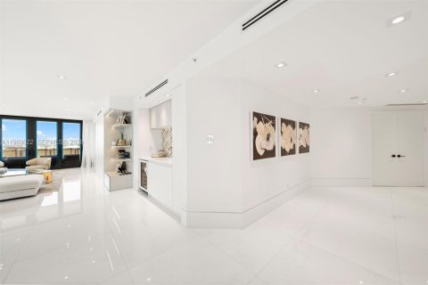 Copropriété à vendre à Bal Harbour, Floride: 3 chambres, 340.95 m2 № 2067285 - photo 30