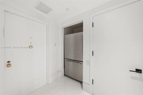 Copropriété à vendre à Bal Harbour, Floride: 3 chambres, 340.95 m2 № 2067285 - photo 29