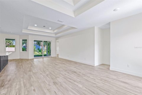 Casa en venta en New Smyrna Beach, Florida, 4 dormitorios, 193.52 m2 № 1805766 - foto 13