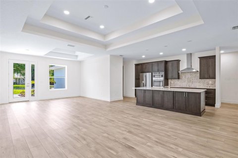 Casa en venta en New Smyrna Beach, Florida, 4 dormitorios, 193.52 m2 № 1805766 - foto 7