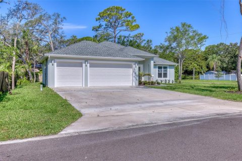 Casa en venta en New Smyrna Beach, Florida, 4 dormitorios, 193.52 m2 № 1805766 - foto 2