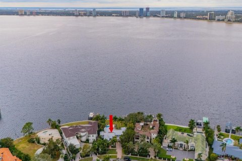 Casa en venta en Tampa, Florida, 4 dormitorios, 558.25 m2 № 1570624 - foto 17